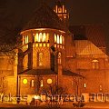 Fotosik w trybie nocnym... #Chorzów #czercz #kościół #budowla #noc #zyzio