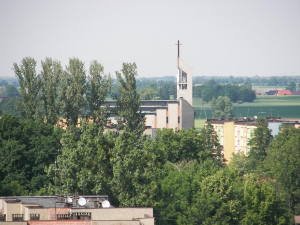 Widok na kosciół p.w. Najswiętszego Serca Pana Jezusa w Kluczborku #MiastoKluczbork