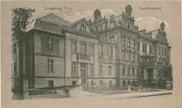 Landratsamt- budynek Starostwa w 1915 roku. Obecnie miesci się w nim również Urzad Miejski. #Kluczbork #Kreuzburg #Pocztowka