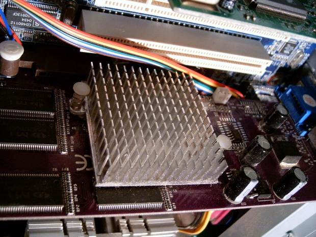 GeForce 4 MX 440