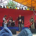 The Krisis( czy jak to sie tam pisze:P) czyli: wokal Siwy, gitara: Andrut, perkusja Bułka, 2 gitara Kowal:)