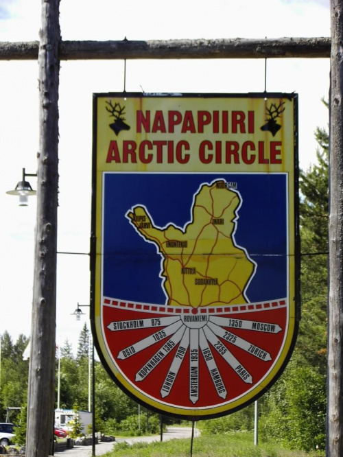Arctic Circle - Napapiiri -Finlandia