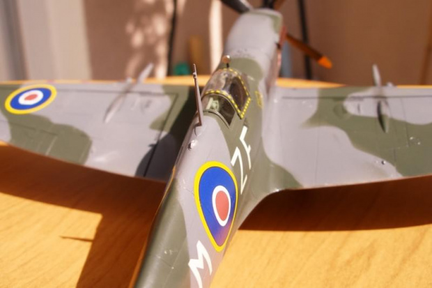 SUPER-MARINE SPITFIRE Mk XVI
REVELL/HASEGAWA 1/48