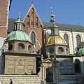 Katedra na Wawelu. Dwie z kaplic  po lewej Wazów, po prawej Zygmuntowska #Kraków #Miasto #Wawel #Sukiennice