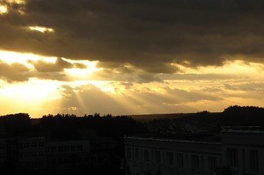 #ZachódSłońca #olsztyn #Sp30 #jaroty #boenigka #złoto #chmury #słońce #ZłotyŻar