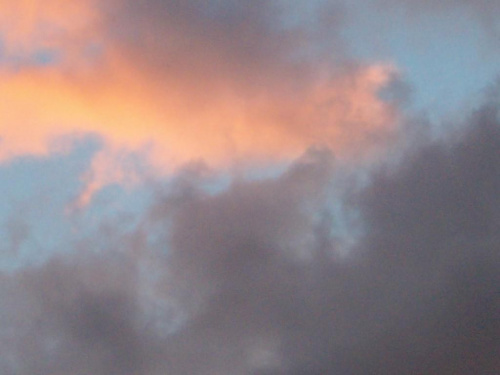 Czarodziejskie chmury...a pojawiają się pierwsze chmury z Sieradza #NadciągaBurzaZSieradza