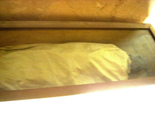 Mumia w grobowcu - Zakaz fotografowania!.