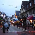 Le Touquet-Paris Plage - ulice wieczorkiem. Ta miejscowoć jest uważana za północnofrancuskš Deauville