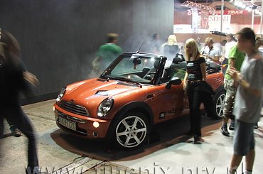 Auto Moto Show 2006 Katowice Spodek #zyzio2000 #Krais #zdjęcia #Katowice #AutoMotoShow2006 #Spodek