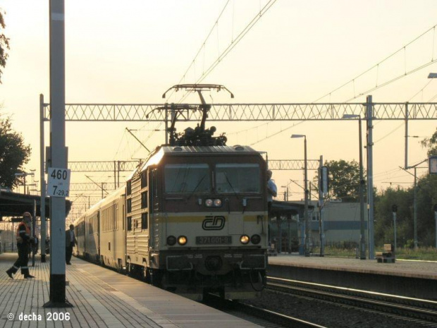 20.09.2006 Rzepin CD 371 001-9 przyprowadziła z Berlina EC47 (BWE)