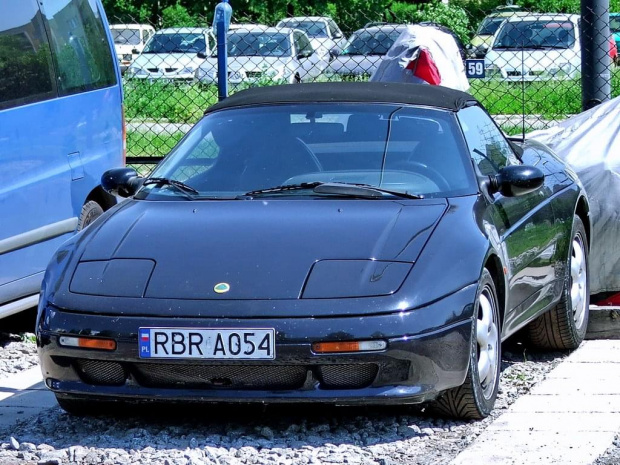 Lotus Elan