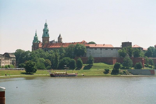 Zamek Królewski na Wawelu od strony Wisły