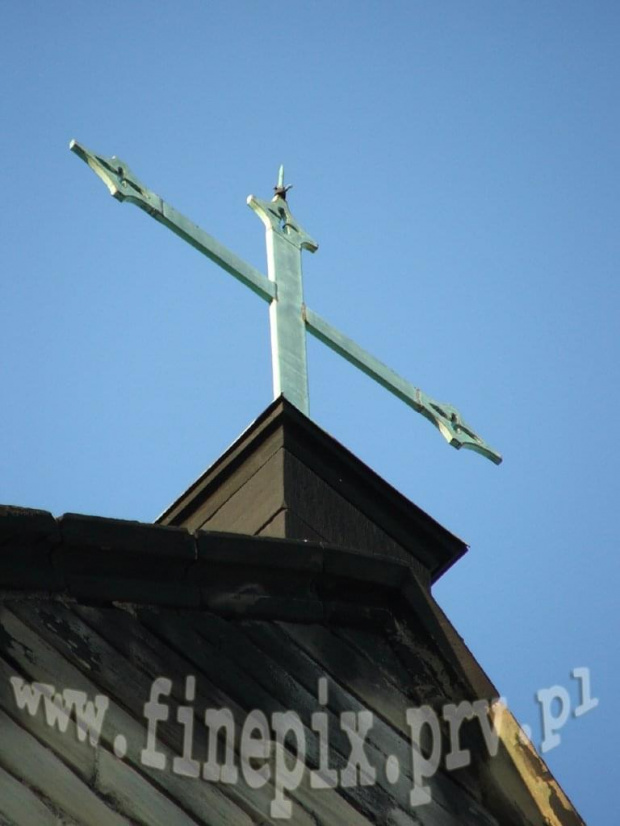 Krzyż #niebo #fotencja #fotka #fotografia #kościół #krzyż #niebieskawo #niebiesko #pikczers #wieża #Chorzów #zyzio