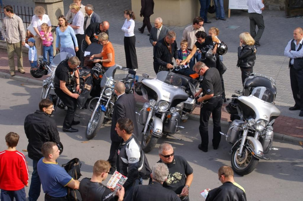 Motocyklowa Msza Święta na zakończenie sezonu - Bochnia 2006 #Bochnia #harley #motocykl #msza