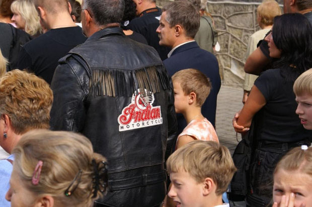 Motocyklowa Msza Święta na zakończenie sezonu - Bochnia 2006 #Bochnia #harley #motocykl #msza