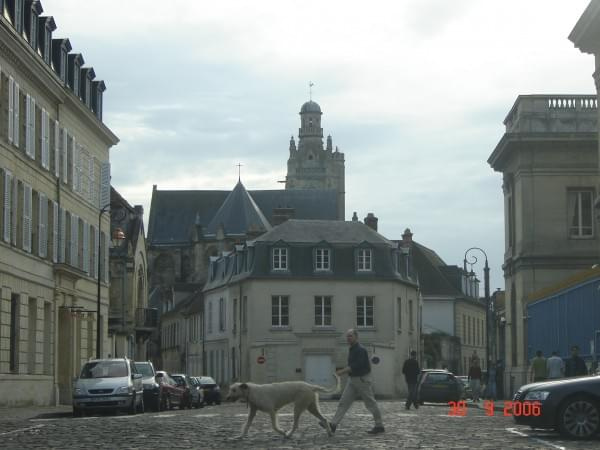 Compiegne - okolice pałacu i centrum