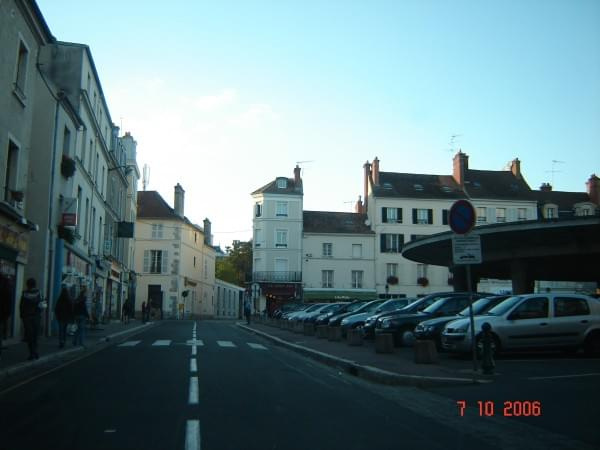 Fontainebleau - ulice w centrum