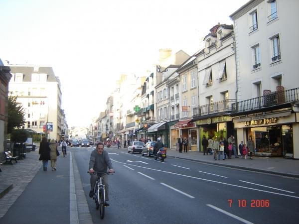 Fontainebleau - ulice w centrum