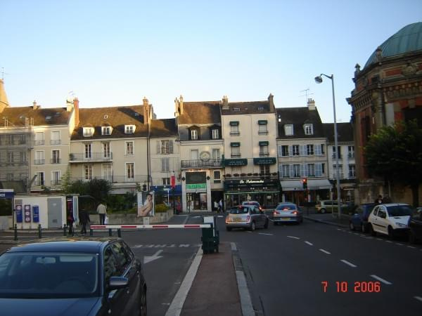 Fontainebleau - ulice w centrum