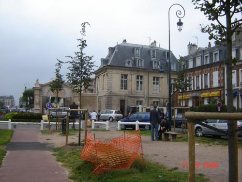 Maisons-Laffitte - wyjazd z parku