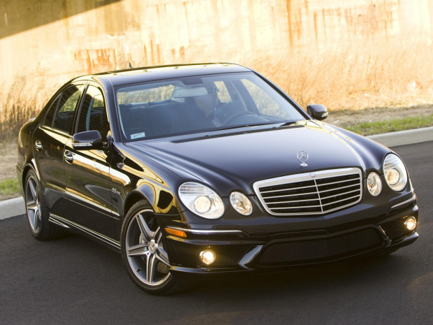 Mercedes E63 AMG