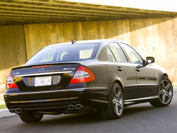 Mercedes E63 AMG