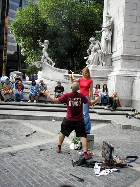 Columbus Circle - pokazu uliczne