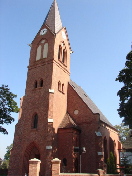 Kościół pod wezwaniem św. Marcina w Sierakowicach