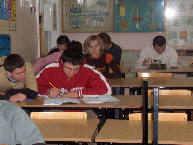 19 października 2006 r. odbyły się szkolne eliminacje Olimpiady Wiedzy i Umiejętności Rolniczych fot. Marta Kłodawska #Sobieszyn #OWiUR
