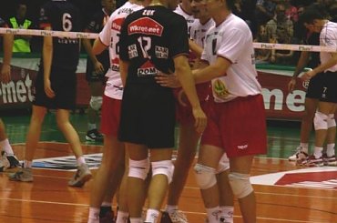 AZS Częstochowa - AZS Olsztyn
20.10.2006r Puchar Polski
www.AZSCZESTOCHOWA.com #AZS #Częstochowa #Olsztyn #Siatkarska #Elita #Siatkówka #Siatka #Volleyball #Puchar #Sport #Polska