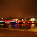 Paris VII (7. dzielnica Paryża) - Pont Alexandre III - dekoracje na Igrzyska Olimpijskie 2012. Póniej okazało się, że nie Paryż a Londyn wygrał