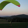 Twój samolot w plecaczku...hangar w szafie...paraglide :)