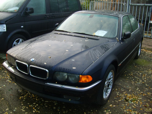 BMW 735