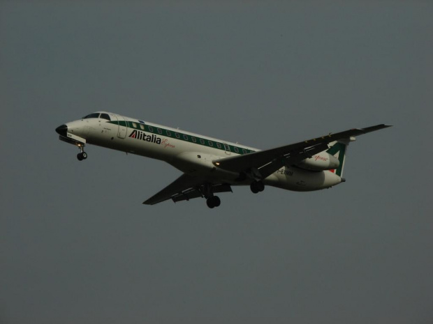 Alitalia Express
Embraer ERJ-145LR- I-EXMM #samoloty #EPKK #Balice #Lotnictwo #kraków