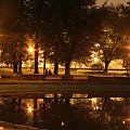 Park Krakowski ma swoj klimat puznym wieczorem ;) #park #krakowski #krakow #krk #noc #deviant #jamal #fota #fotka