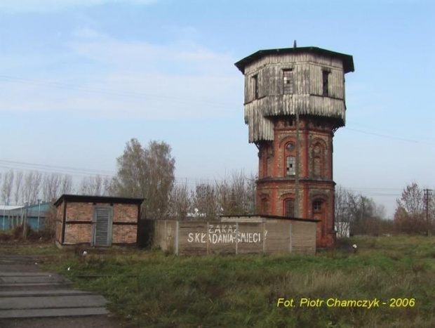 Czarnków - wieża ciśnień - widok z innej strony. #PKP #stacja #StacjaKolejowa #dworzec #Czarnków