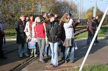 Wycieczka licealistów z II LO w Gdańsku dp Elektrociepłowni EC2. Oprowadzał inż. Brunon Stromski. Wycieczka w dniu 16-11-2006 #ec2 #wycieczka #elektrociepłownia