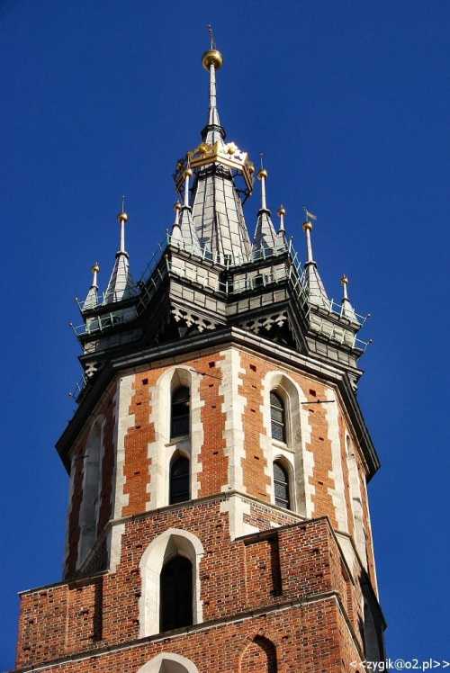 Wieża kościoła Mariackiego #Kościół #Kraków #Mariacki #Rynek