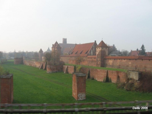 Malbork z okna pociągu