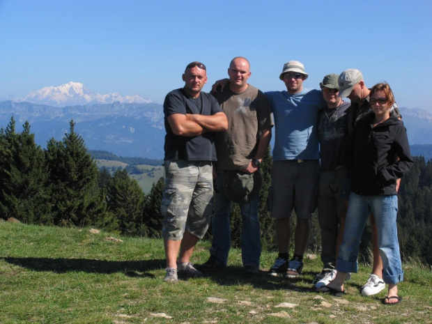 Krupnik Team UK z Mt' Blanc w tle