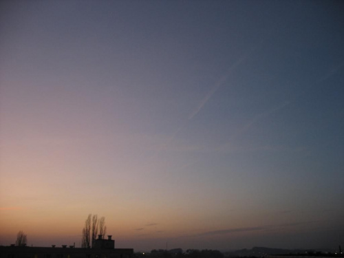 Niebo nad Jarotami (ols) #ZachódSłońca #olsztyn #jaroty #boenigka #niebo