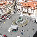 Rynek Staromiejski (Staroměstské náměstí) to ogromny, liczący 9tys. metrów kwadratowych powierzchni plac, stanowiący centralny punkt Starego Miasta. #Praga #Rynek #Zegar #Ratusz #Miasto