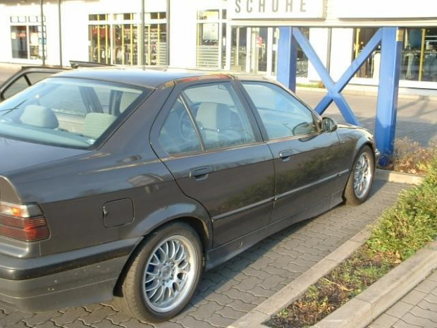 bmw 318i