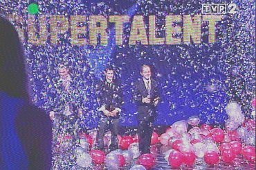 www.TVPmaniak.tv.pl
Różne zdjęcia, m.in. Wiadomości oraz finał Supertalentu. #tvp #tvpmaniak #supertalent #adamiak #mąkosa #tvp2 #sadowska