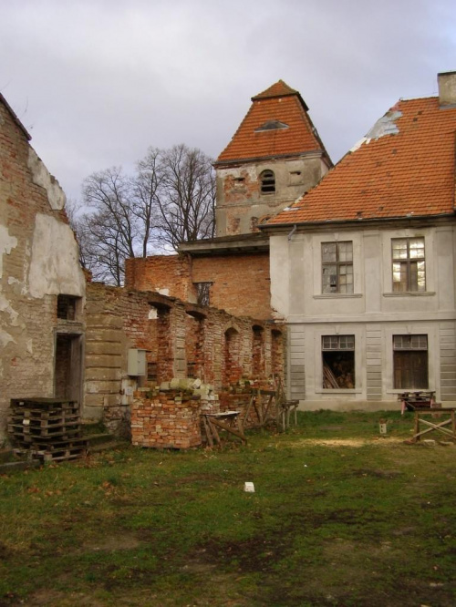 Zachodnie skrzydło w pałacu.