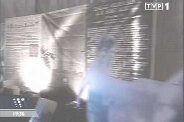 Specjalne wydanie głównych "Wiadomości" 13 grudnia 2006 roku - 25. rocznica ogłoszenia stanu wojennego.
www.TVPmaniak.tv.pl #tvp #tvp1 #wiadomości #gawryluk #dorota #StanWojenny #tvpmaniak