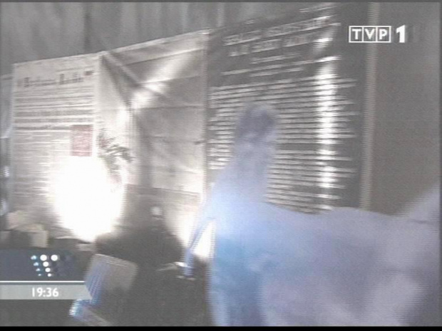 Specjalne wydanie głównych "Wiadomości" 13 grudnia 2006 roku - 25. rocznica ogłoszenia stanu wojennego.
www.TVPmaniak.tv.pl #tvp #tvp1 #wiadomości #gawryluk #dorota #StanWojenny #tvpmaniak