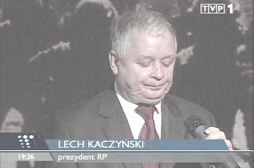 Specjalne wydanie głównych "Wiadomości" 13 grudnia 2006 roku - 25. rocznica ogłoszenia stanu wojennego.
www.TVPmaniak.tv.pl #tvp #tvp1 #wiadomości #gawryluk #dorota #StanWojenny #tvpmaniak