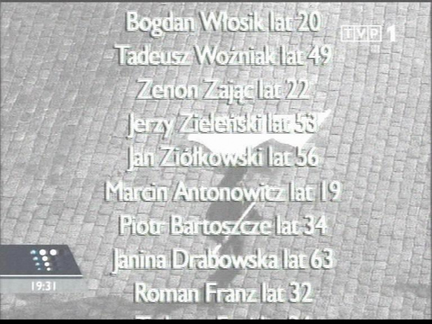 Specjalne wydanie głównych "Wiadomości" 13 grudnia 2006 roku - 25. rocznica ogłoszenia stanu wojennego.
www.TVPmaniak.tv.pl #tvp #tvp1 #wiadomości #gawryluk #dorota #StanWojenny #tvpmaniak