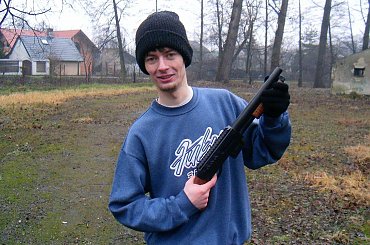 Niskobudżetowa strzelanka airsoftowa 2006 12 17 #AirsoftAsgShotgun